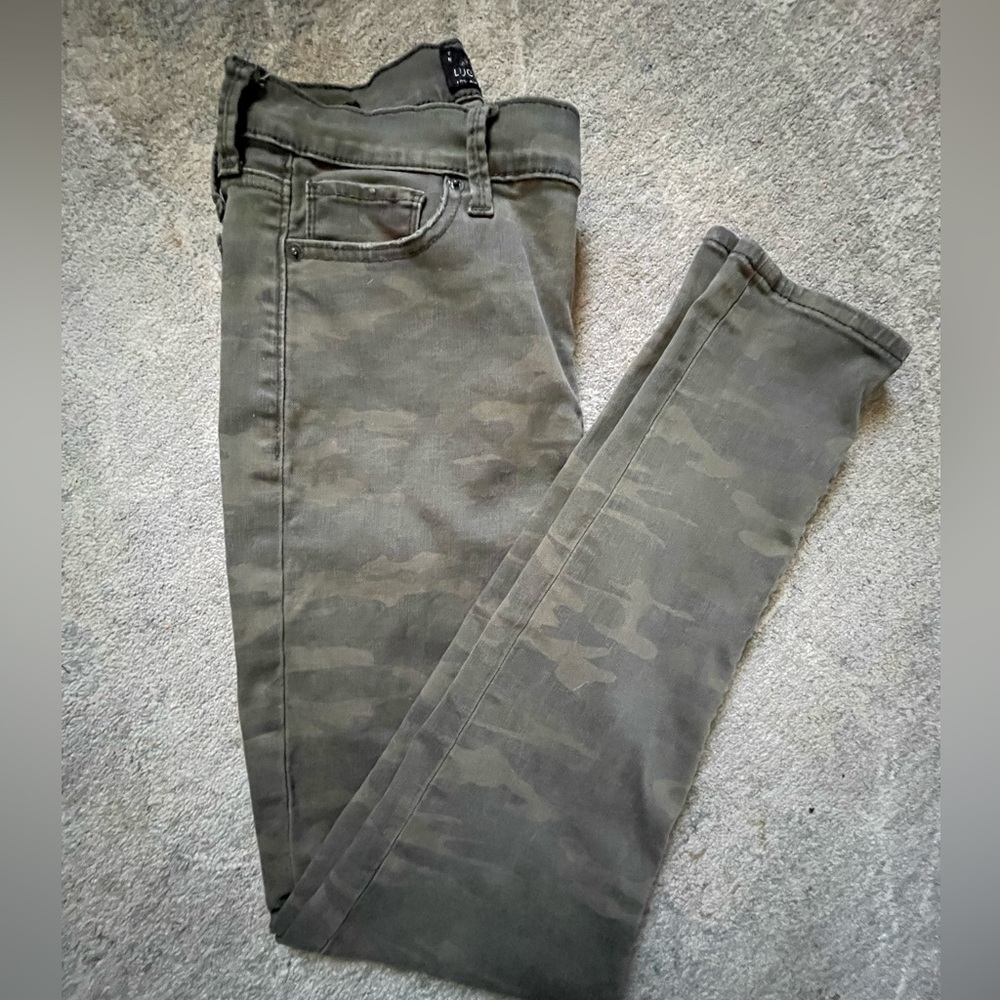 Lucky Camo Stretchy Jeans - size 4/27